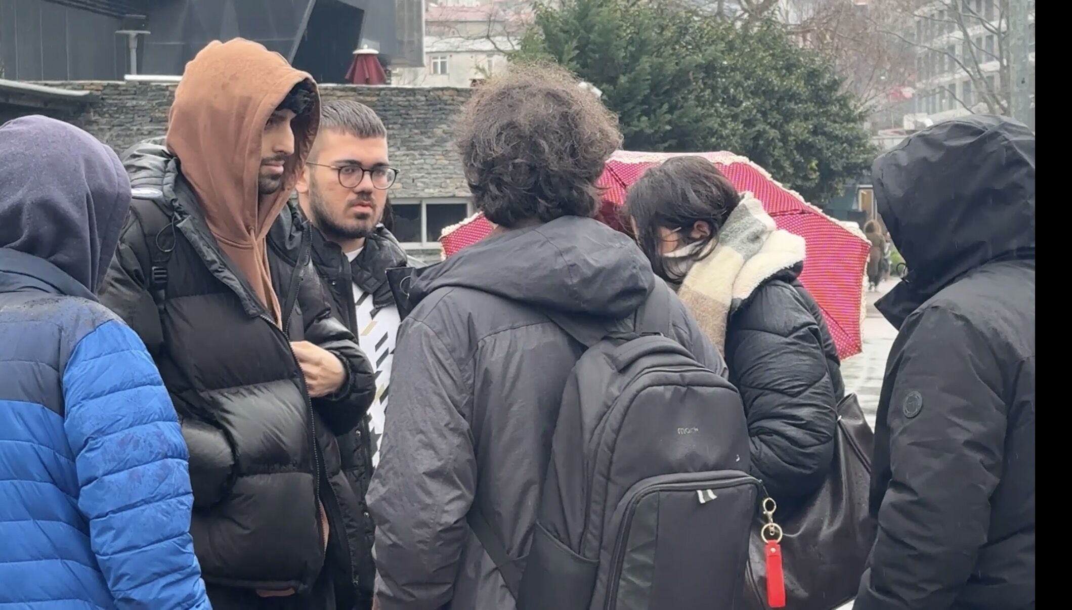 I S T A N B U L B E Y O G L U’ N D A U N I V E R S I T E D E B I C A 1189973 353591